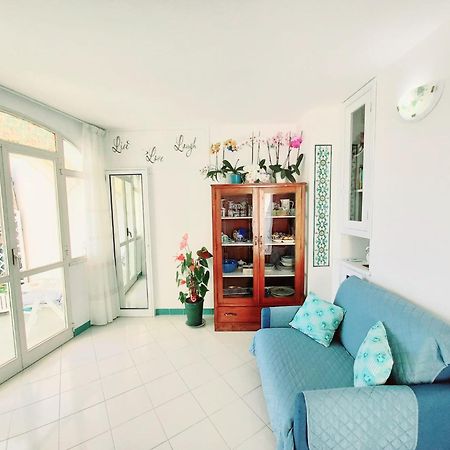 Blue Line House Positano Apartment ภายนอก รูปภาพ