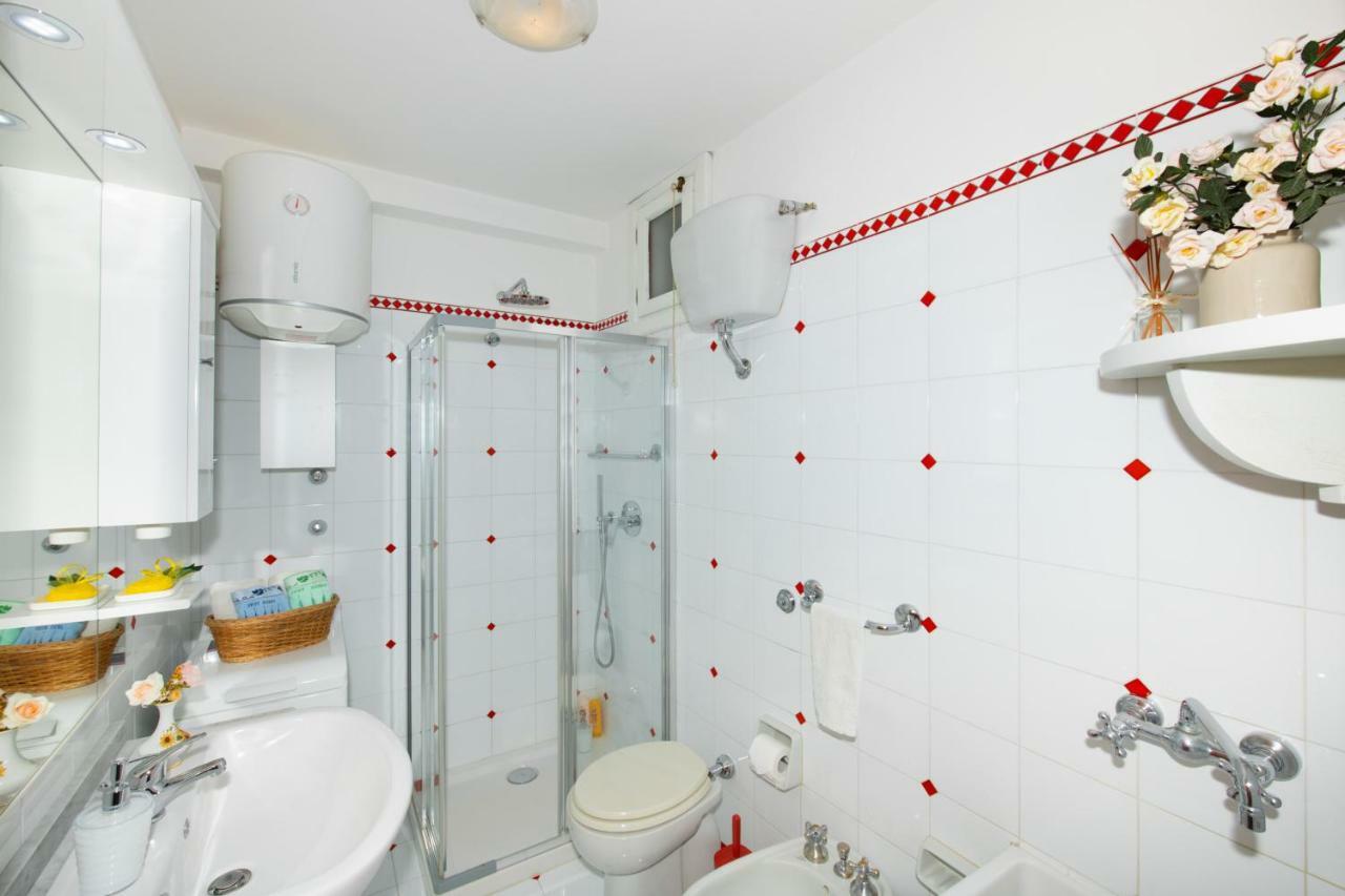 Blue Line House Positano Apartment ภายนอก รูปภาพ