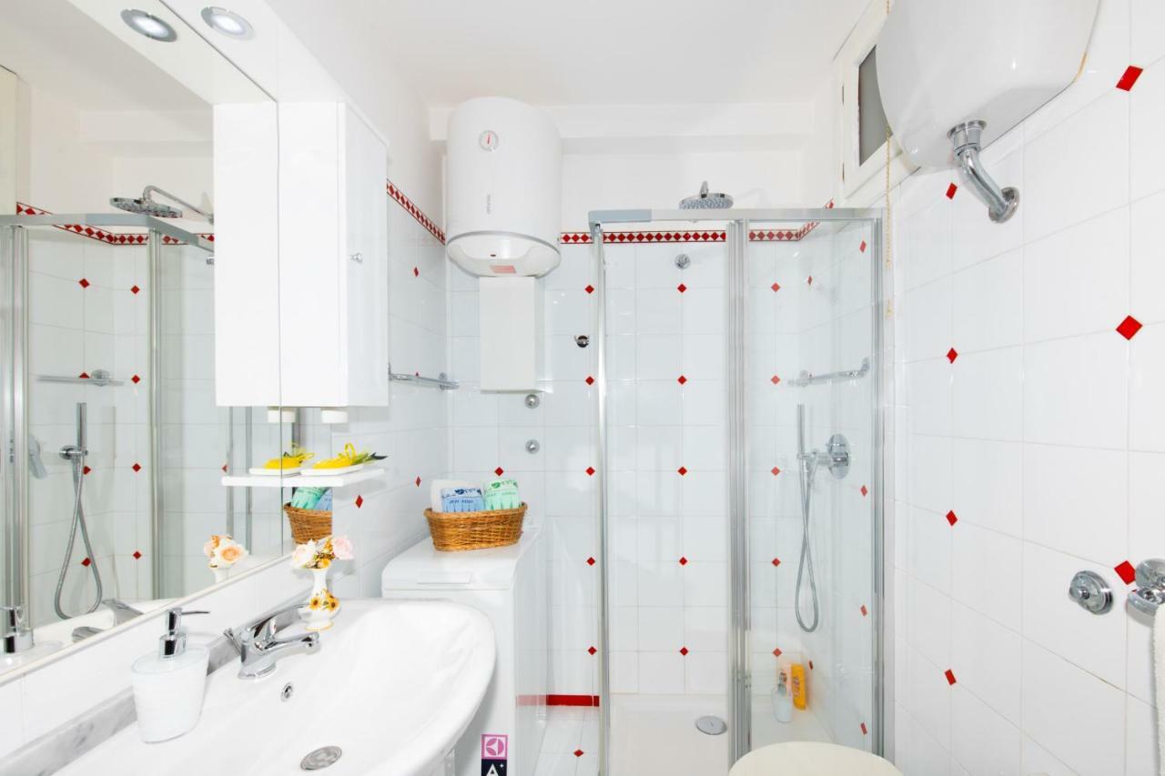 Blue Line House Positano Apartment ภายนอก รูปภาพ